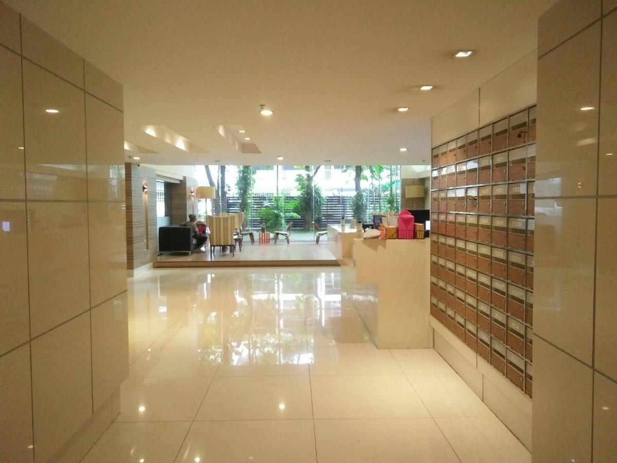 Nantiruj Tower: Serviced Apartments in Sukhumvit Soi 8 Bangkok Exterior photo
